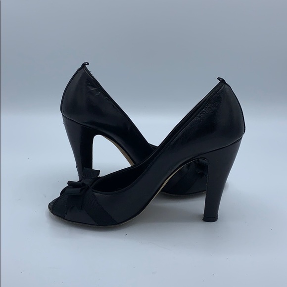 💋HOST PICK💋 Marc Jacobs Black Peep Toe Pumps - Picture 1 of 7